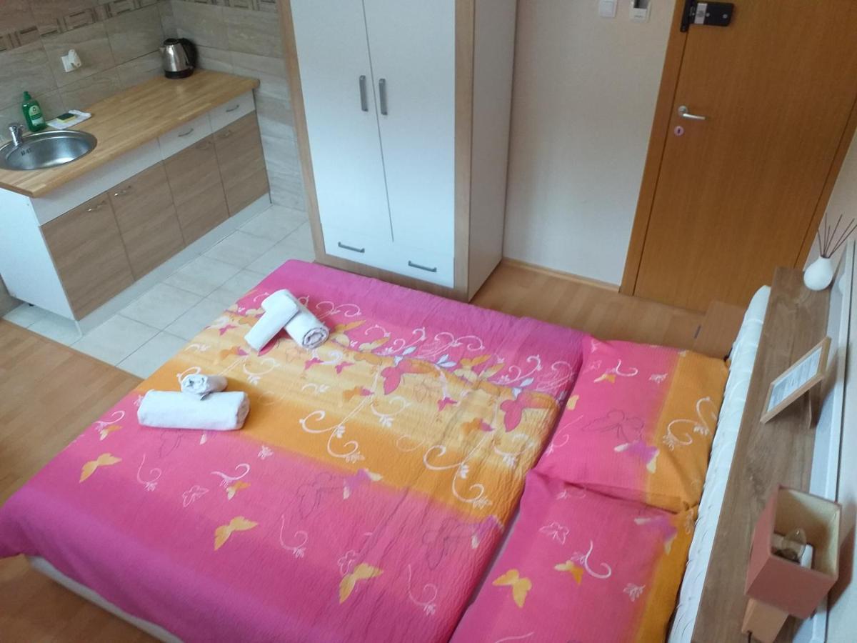 Sun City Apartments Τρέμπινιε Εξωτερικό φωτογραφία