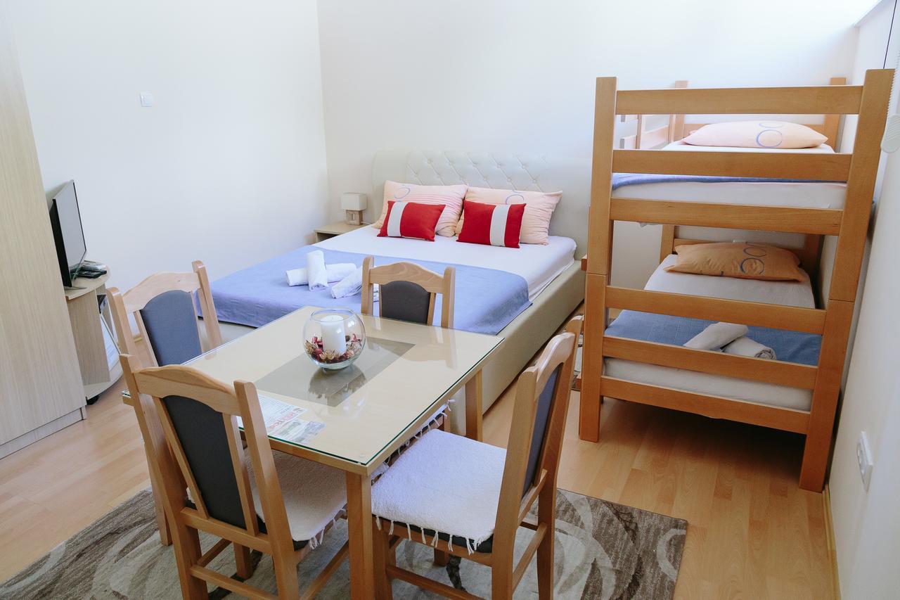 Sun City Apartments Τρέμπινιε Εξωτερικό φωτογραφία