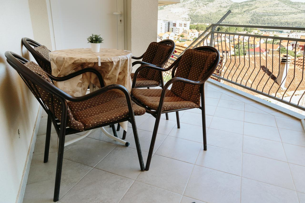 Sun City Apartments Τρέμπινιε Εξωτερικό φωτογραφία